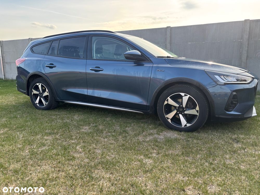 Ford Focus 1.0 EcoBoost mHEV Active X - 4