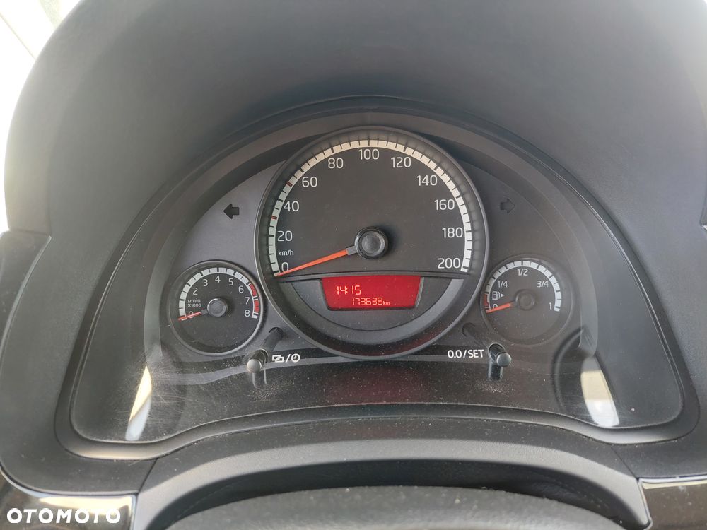 Volkswagen up! 1.0 street EU6 - 17