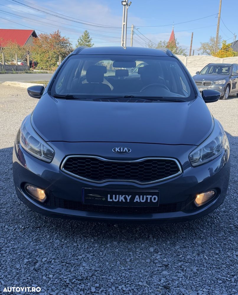 Kia Ceed - 16