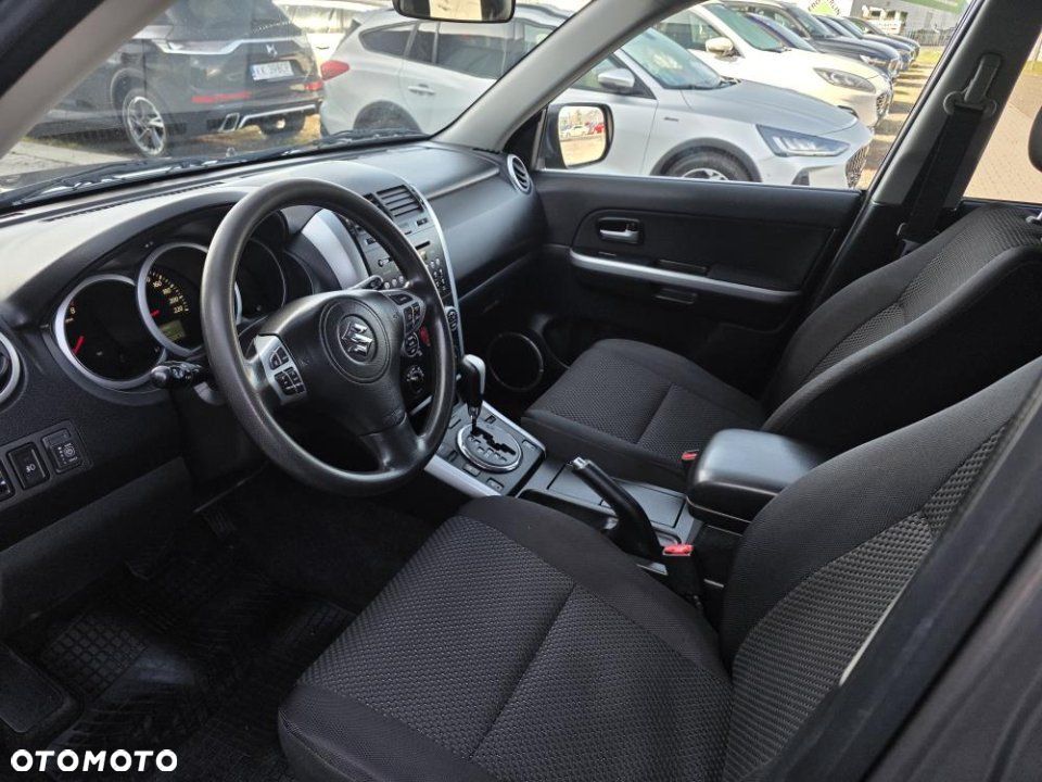 Suzuki Grand Vitara - 16