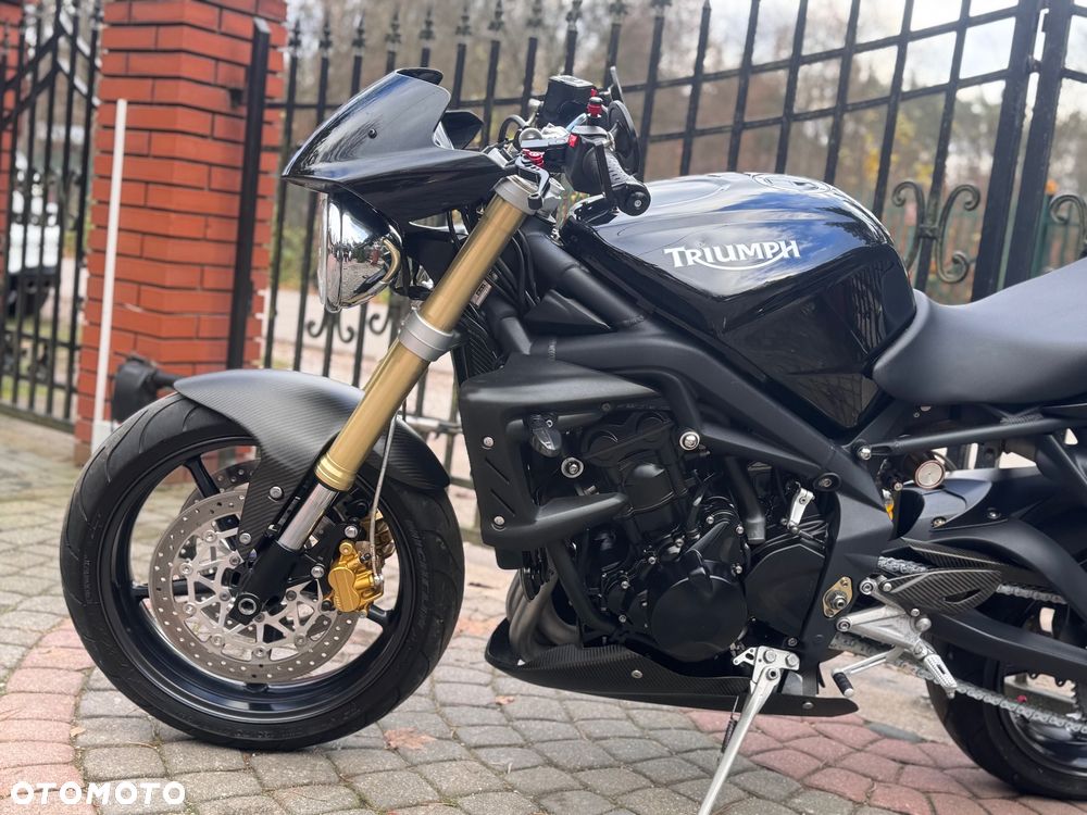Triumph Street Triple - 19