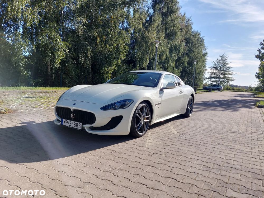 Maserati GranTurismo Sport - 13