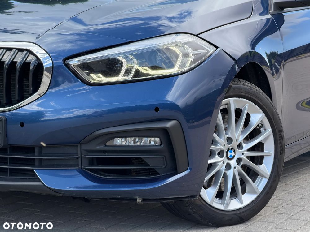 BMW Seria 1 120i Edition Colorvision - 23