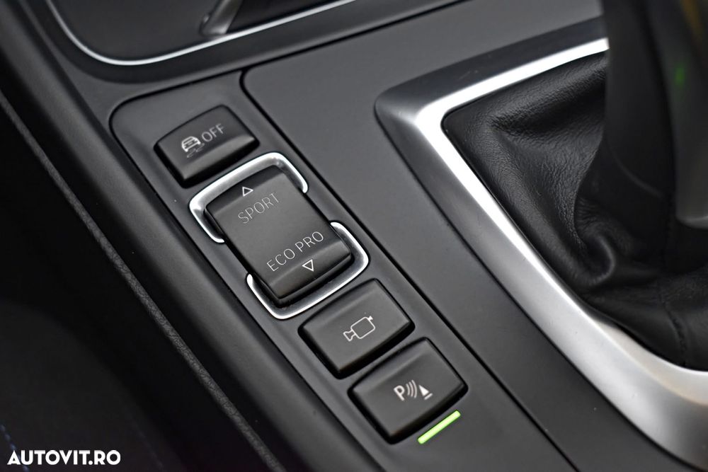 BMW Seria 3 320d xDrive Sport-Aut. M Sport - 28