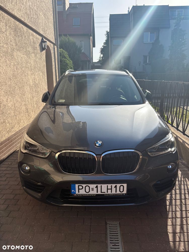 BMW X1 sDrive18i - 1