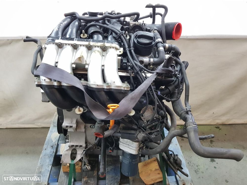 MOTOR COMPLETO AUDI A3 8L REF. APG - 1