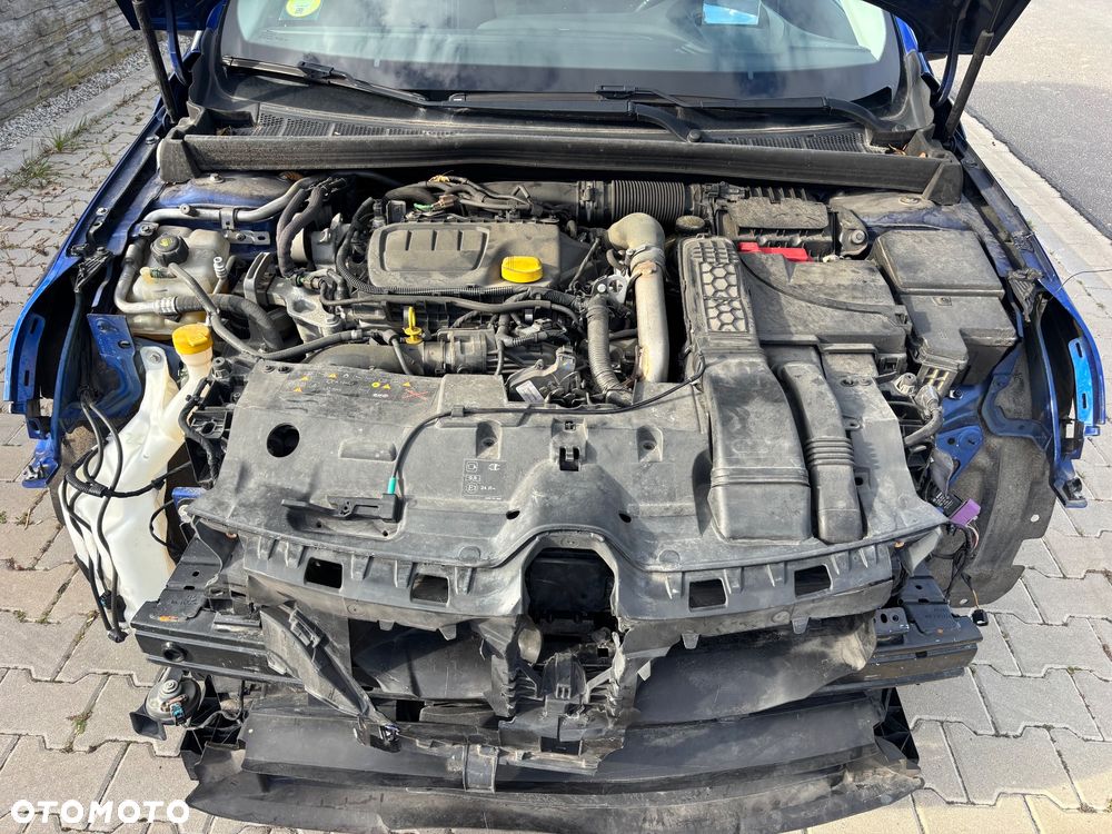 Renault Megane ENERGY dCi 165 EDC GT - 10