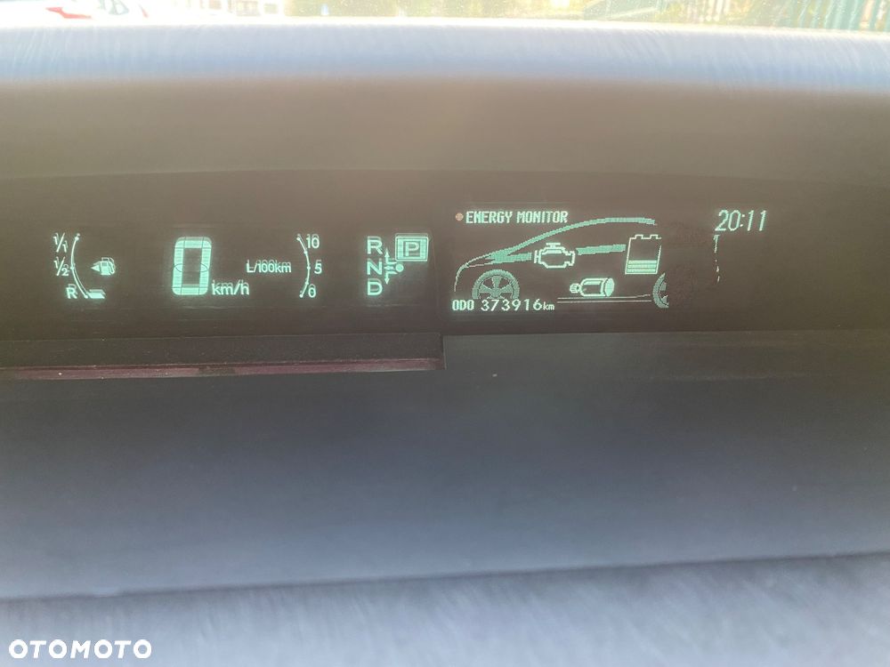 Toyota Prius - 17