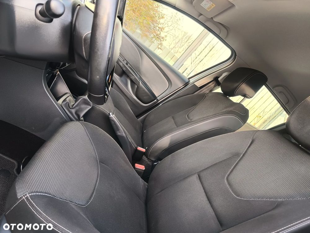 Renault Clio TCe 90 Limited - 17