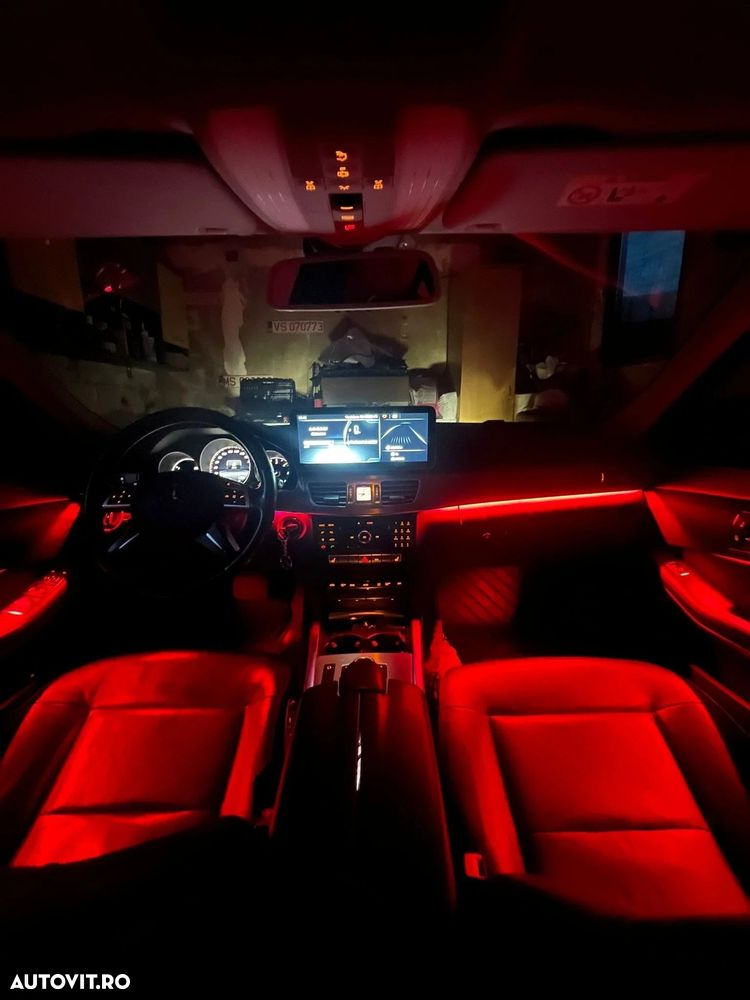 Mercedes-Benz E - 15