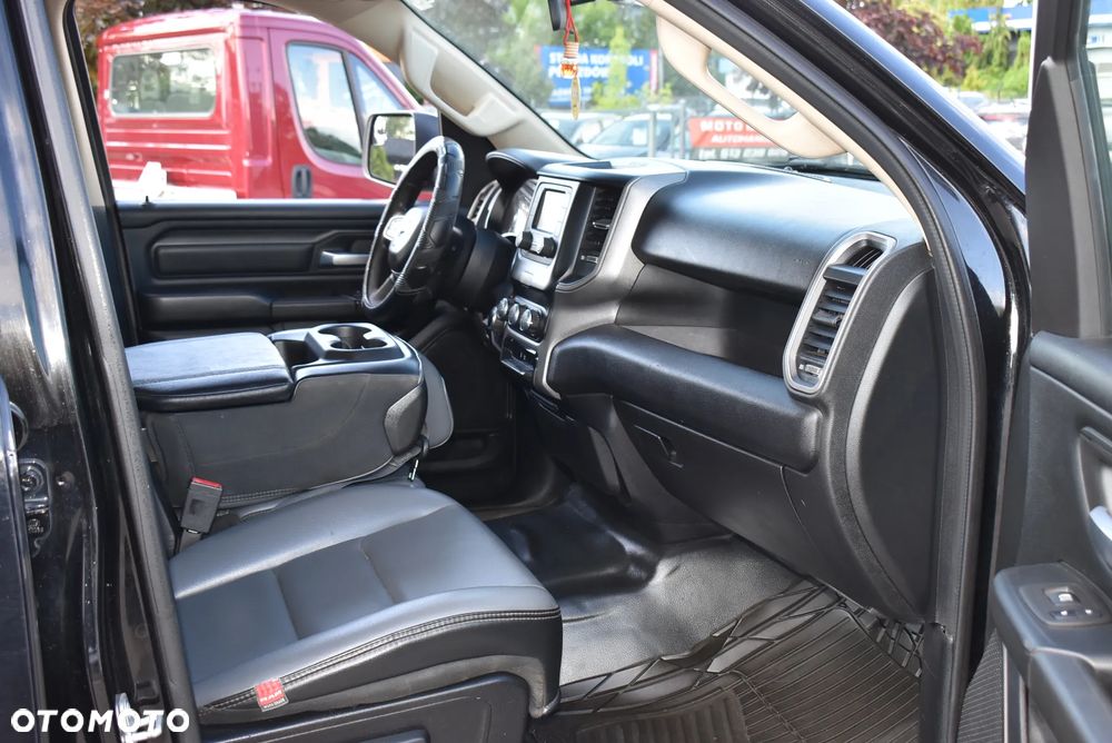 Dodge RAM - 22