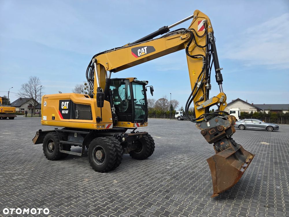 Caterpillar M 316F / z Niemiec / - 2