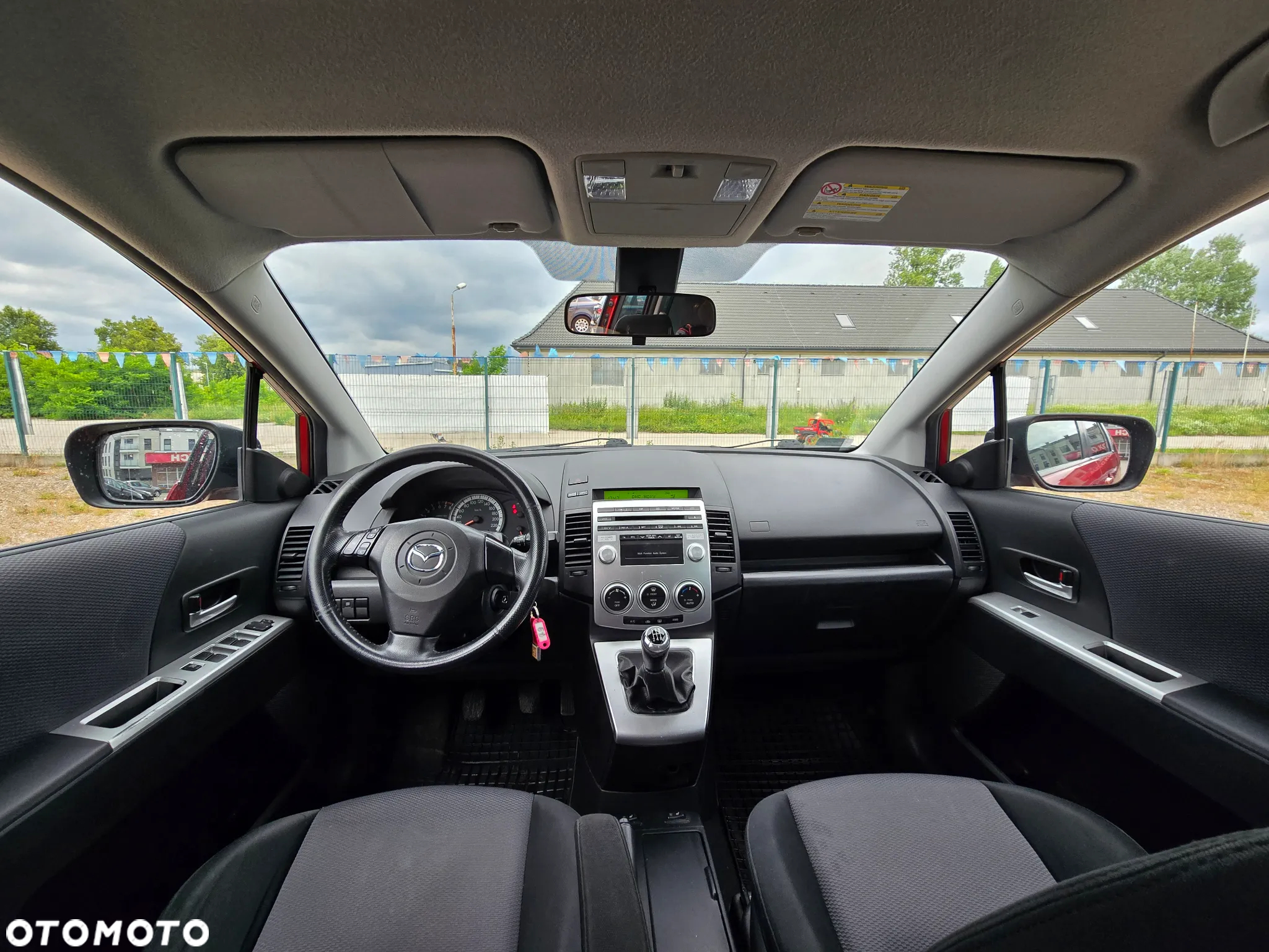 Mazda 5 2.0 Exclusive + - 29