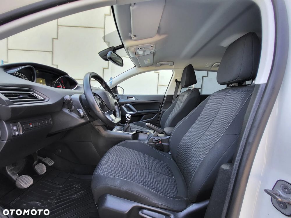 Peugeot 308 - 7