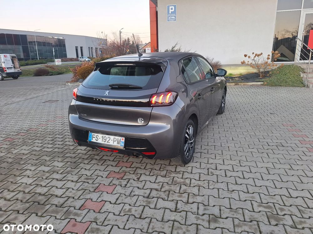 Peugeot 208 PureTech 100 Business - 18