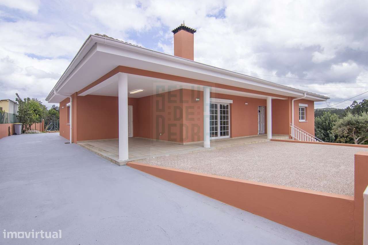 Moradia Térrea V3+1 | Terreno 2.860 m² | Canedo – Santa Maria da F - Grande imagem: 2/40