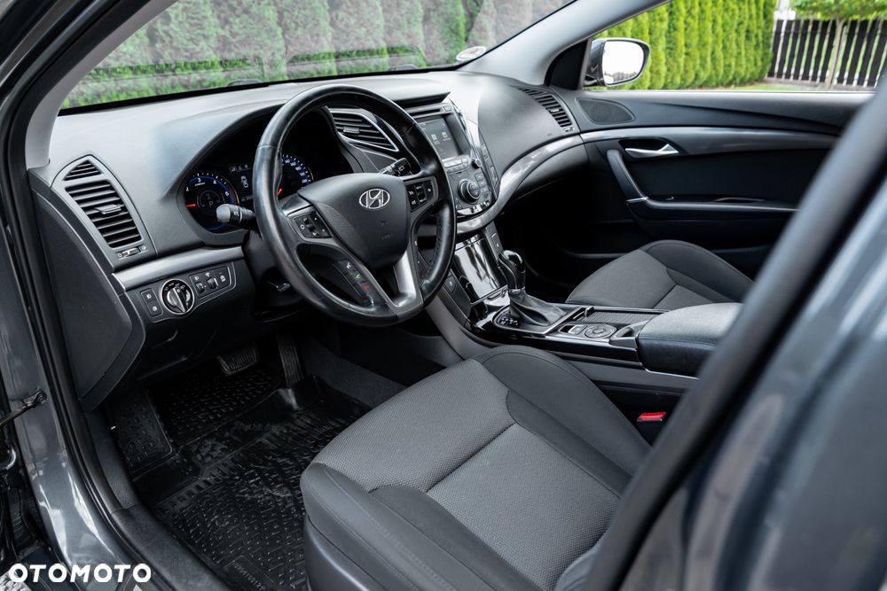 Hyundai i40 Kombi 1.7 CRDi DCT Premium - 15