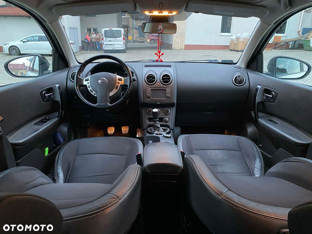 Nissan Qashqai 2.0 4x4 360 - 18