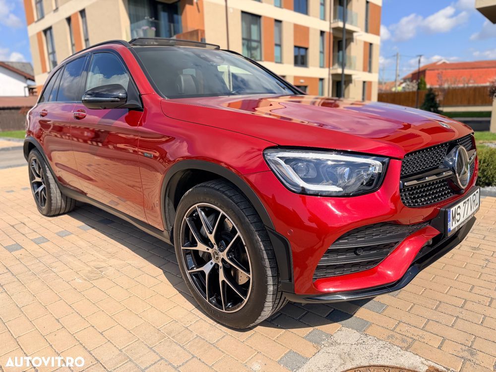 Mercedes-Benz GLC 300 e 4MATIC - 12
