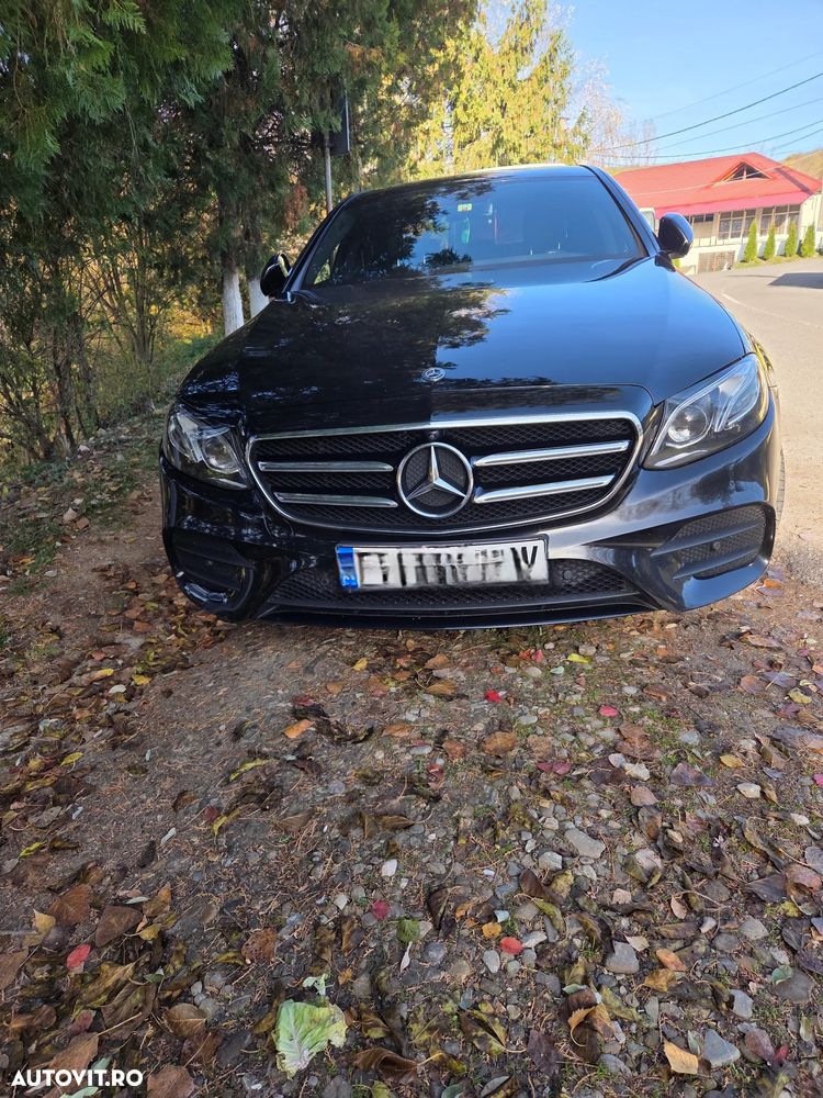 Mercedes-Benz E 220 d 4MATIC Aut. - 1
