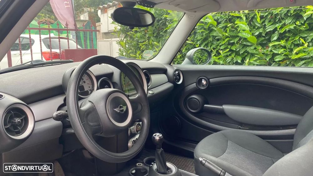 MINI Clubman — fotografia 9