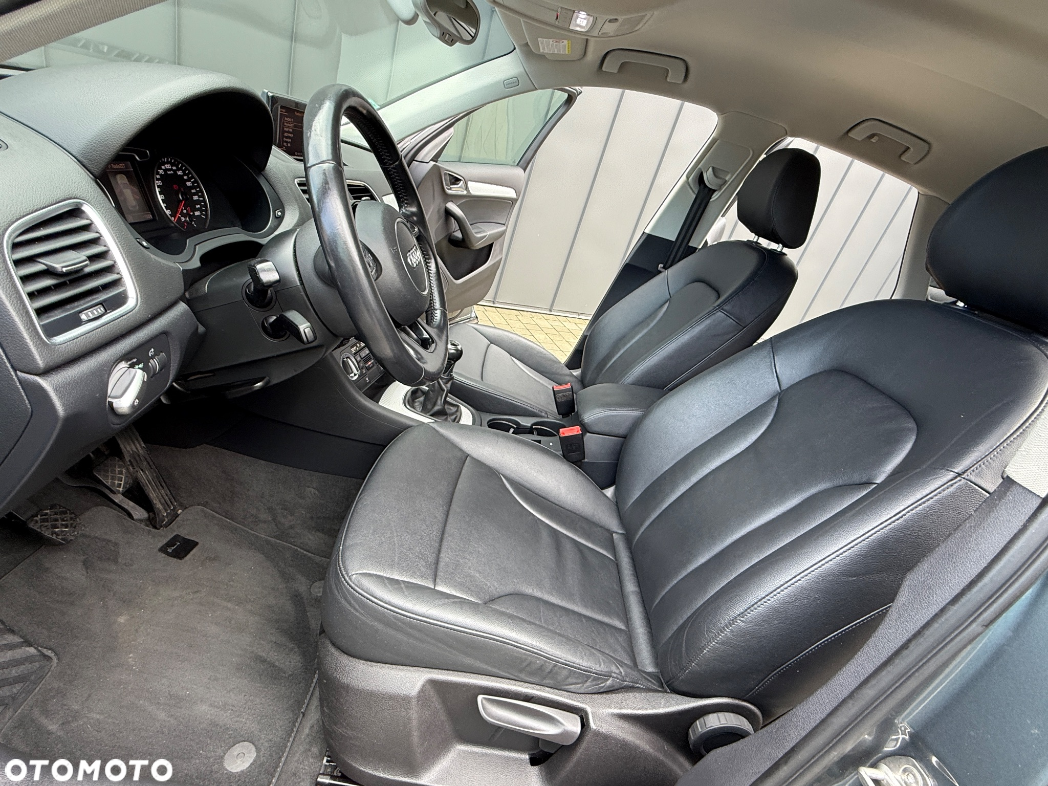 Audi Q3 2.0 TDI Edycja Specjalna - 13
