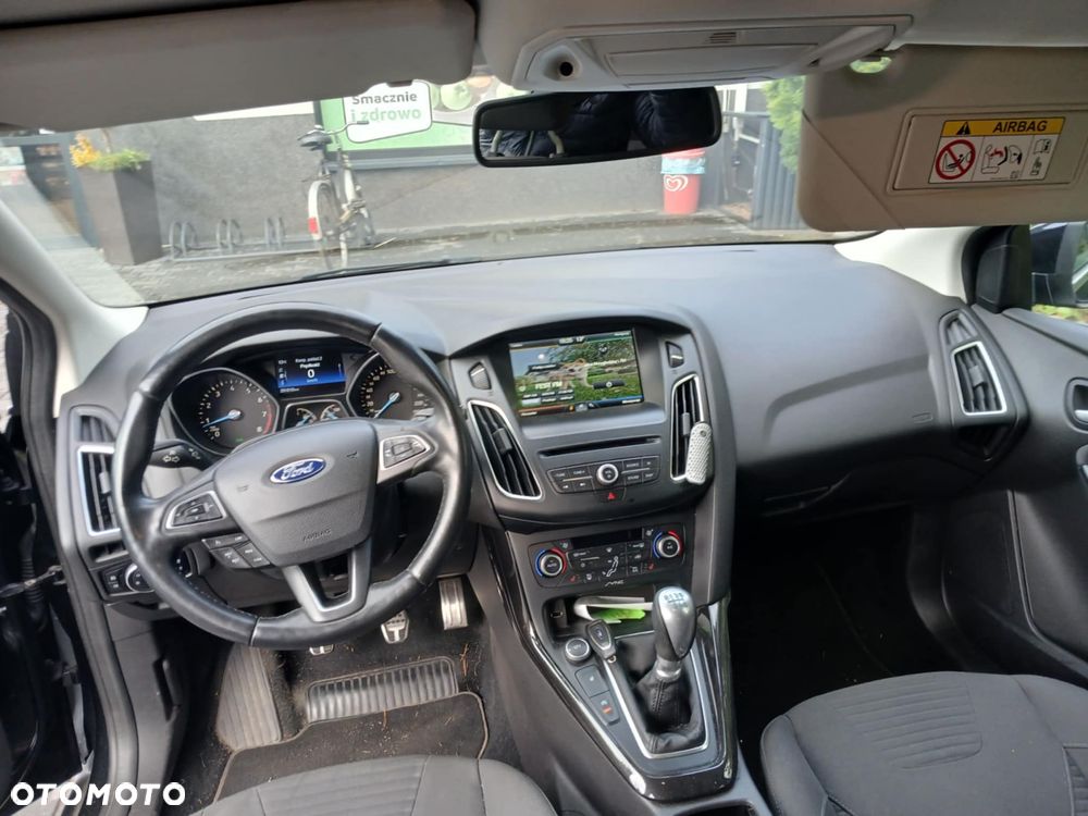 Ford Focus 1.5 EcoBoost Titanium ASS - 8