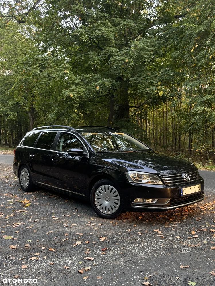 Volkswagen Passat - 4
