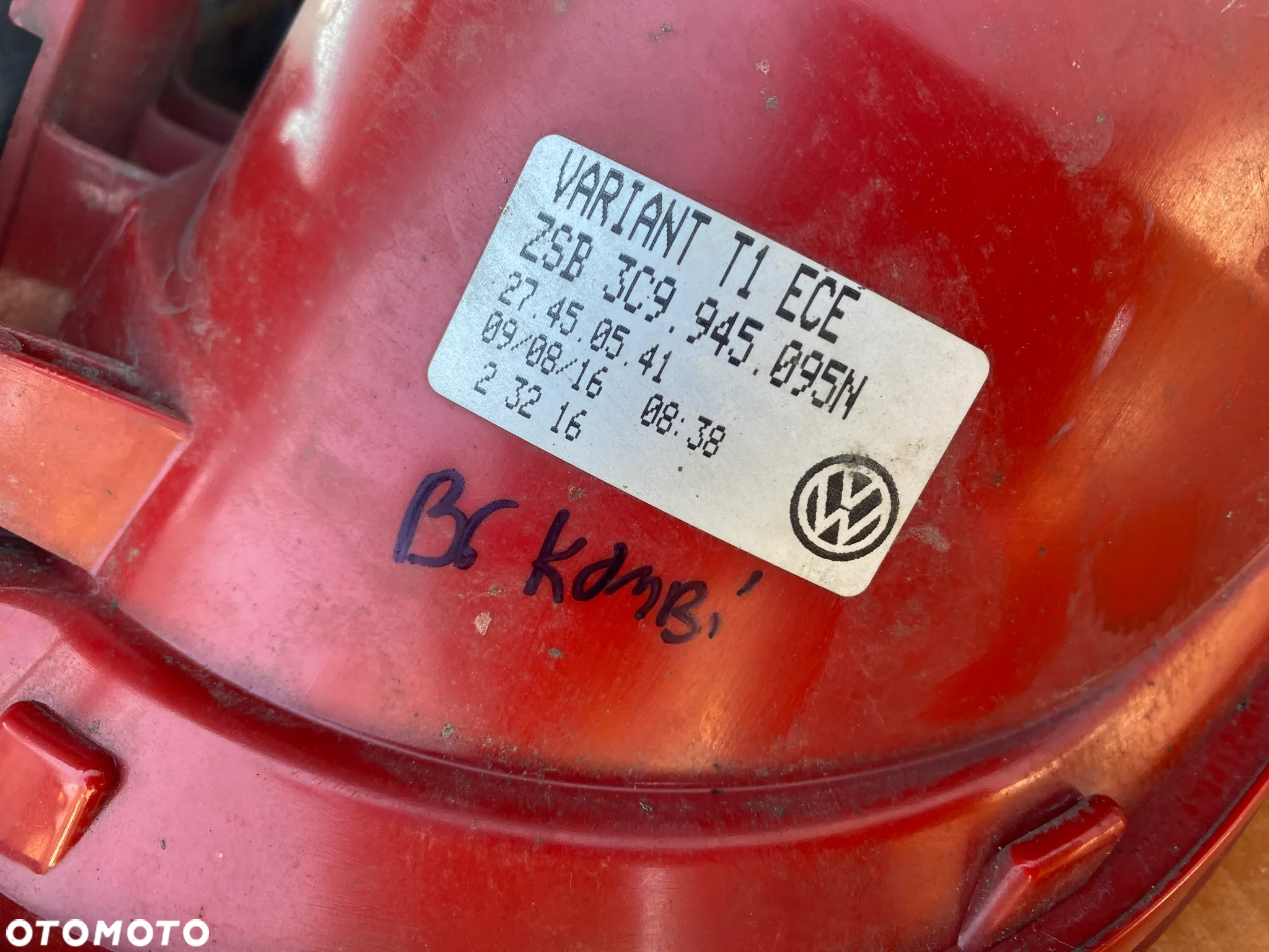 LAMPA TYŁ TYLNA PRAWA  VW PASSAT B6 KOMBI - 7
