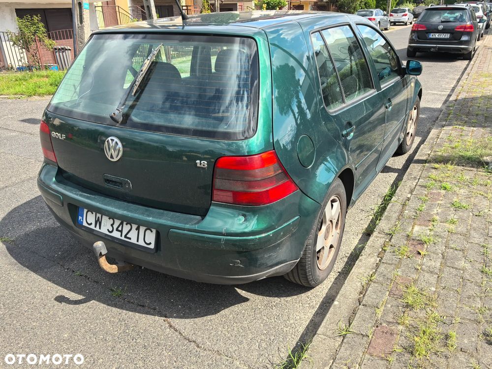 Volkswagen Golf 1.8 Comfortline - 3