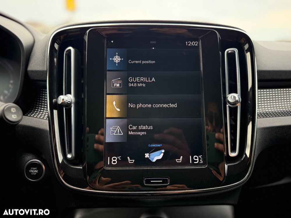 Volvo XC 40 Recharge T5 Twin Engine AT7 R-Design - 12