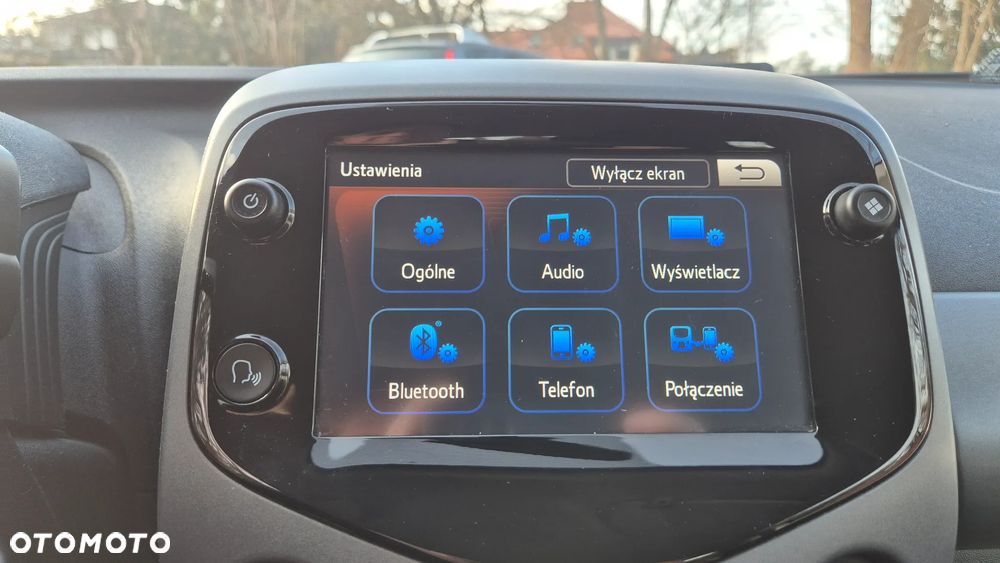 Toyota Aygo x-play - 35