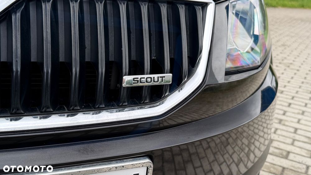 Skoda Octavia 2.0 TDI 4x4 DSG Scout - 27