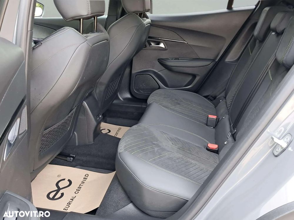 Peugeot 2008 - 9