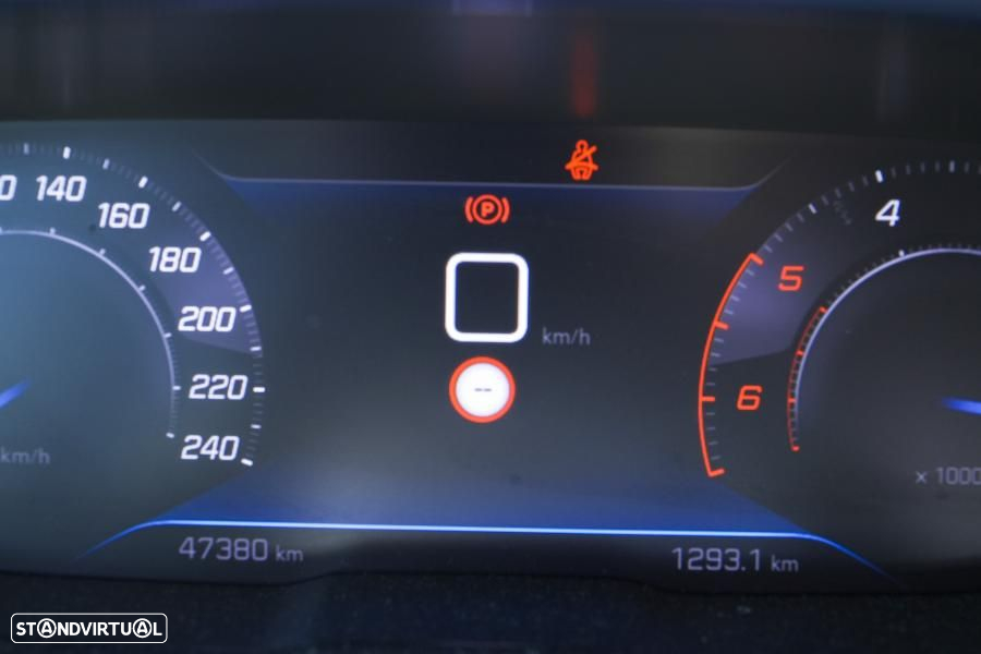 Peugeot 3008 1.5 BlueHDi Style - 9