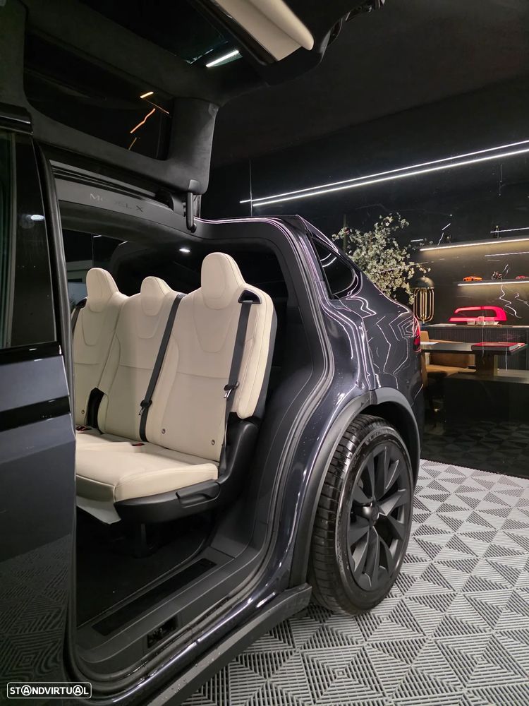 Tesla Model X Long Range AWD - 9