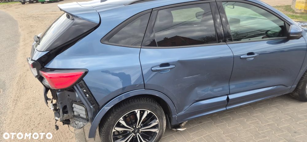 Ford Kuga 2.5 FHEV AWD ST-Line X - 6