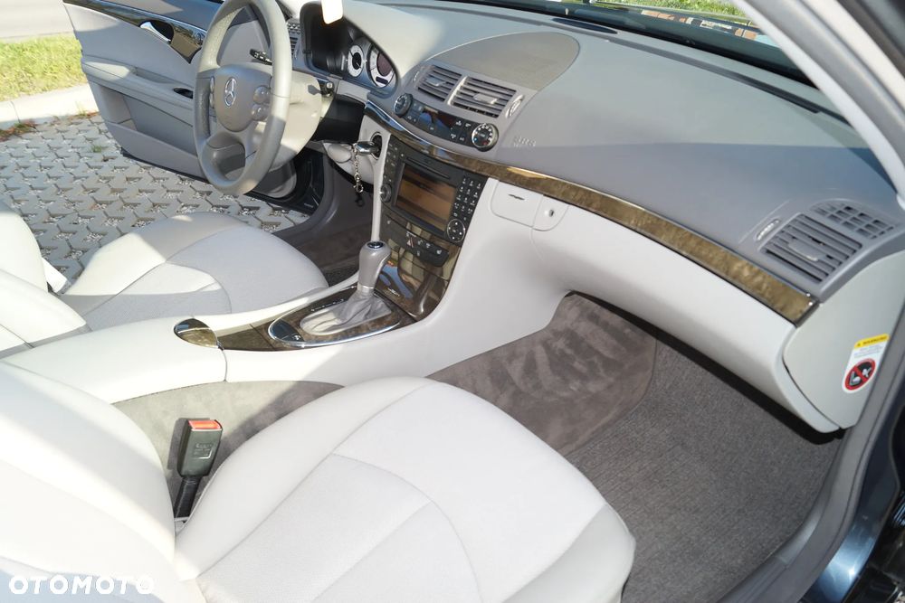 Mercedes-Benz Klasa E 280 CDI 4-Matic Avantgarde - 18