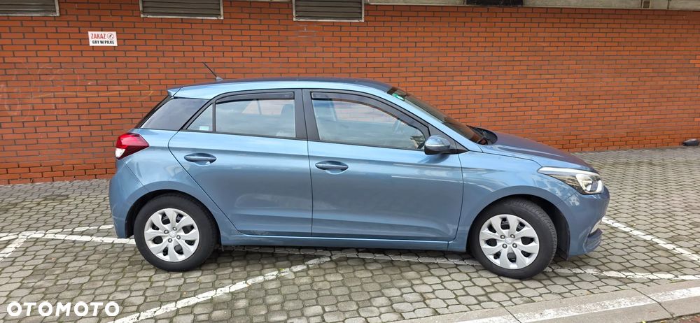 Hyundai i20 1.2 Classic + - 6