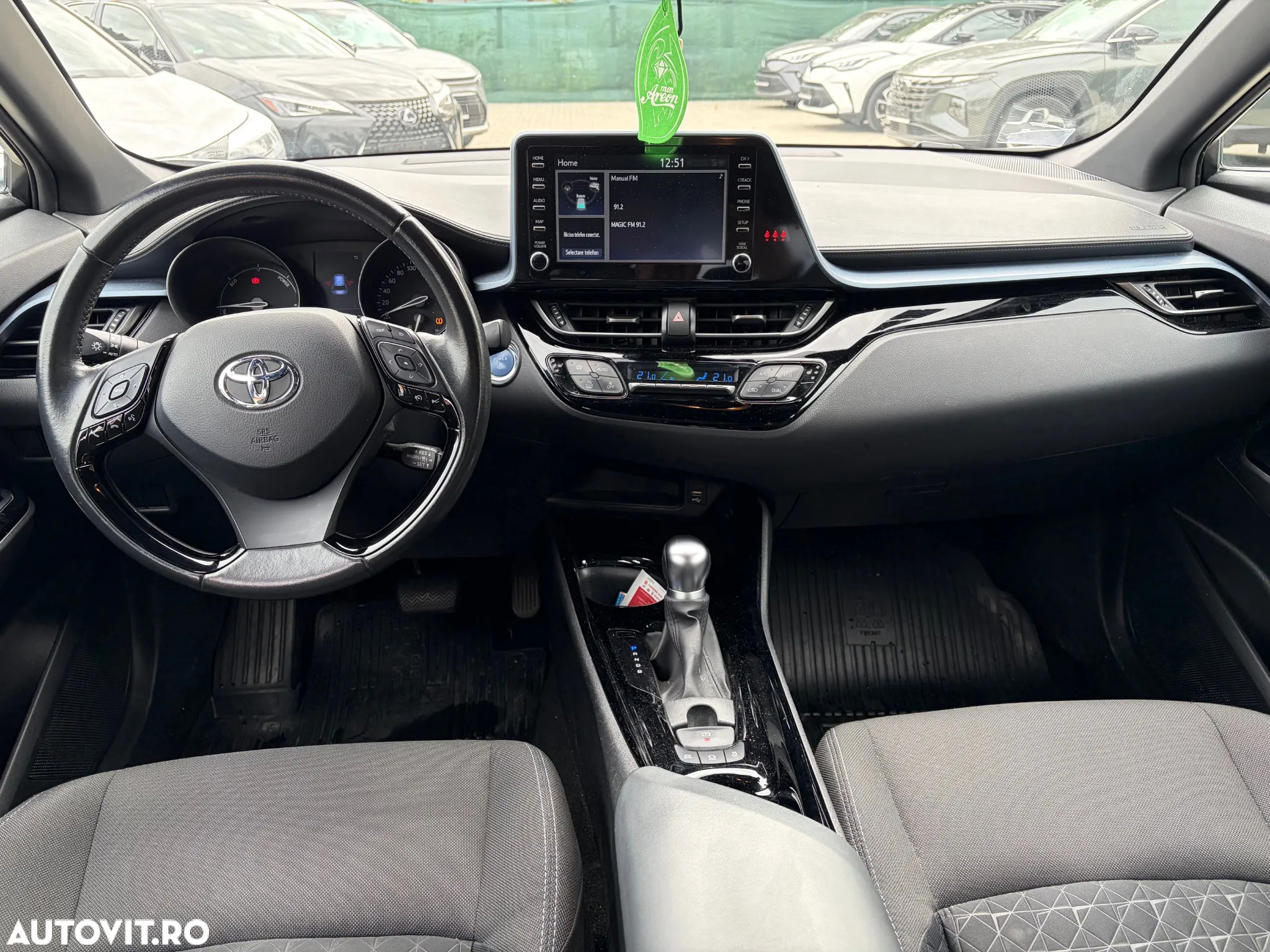 Toyota C-HR Hybrid Lounge - 7