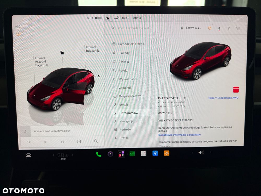 Tesla Model Y - 9