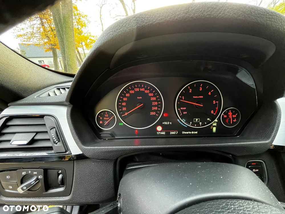 BMW Seria 3 325d Sport-Aut Sport Line - 18