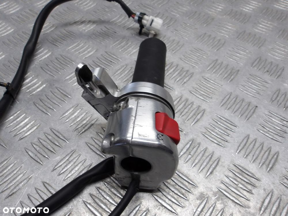 Przełącznik przyciski start/stop prawe manetka KAWASAKI VN 2000 VULCAN 04-09r   PN. 46091-0034 - 4