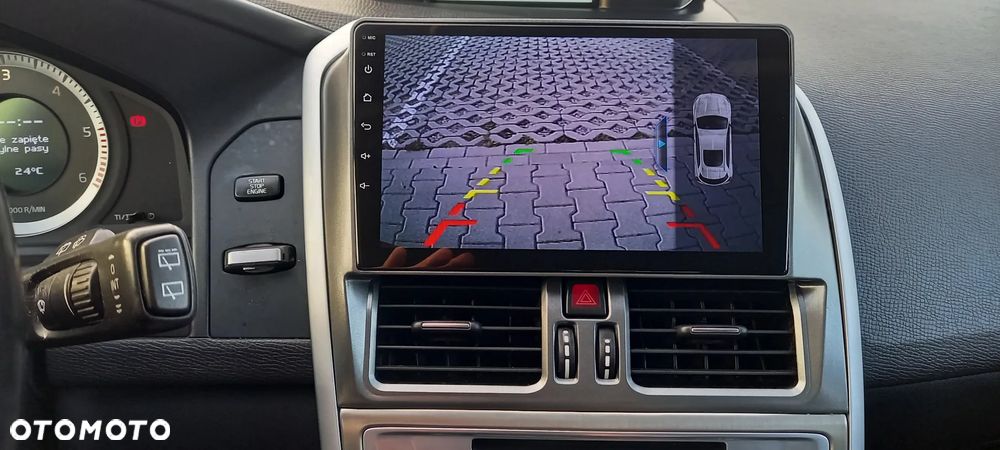 Volvo XC 60 2.4D Momentum - 36