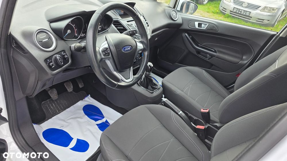 Ford Fiesta 1.25 SYNC Edition - 13