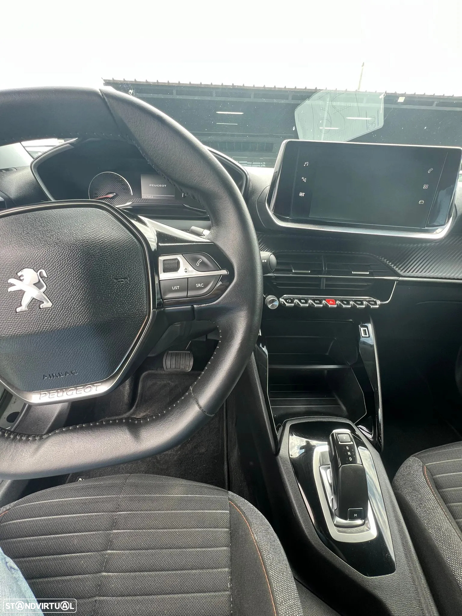 Peugeot 2008 - 5