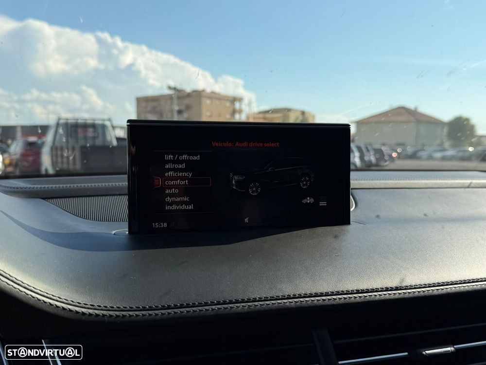 Audi Q7 - 25