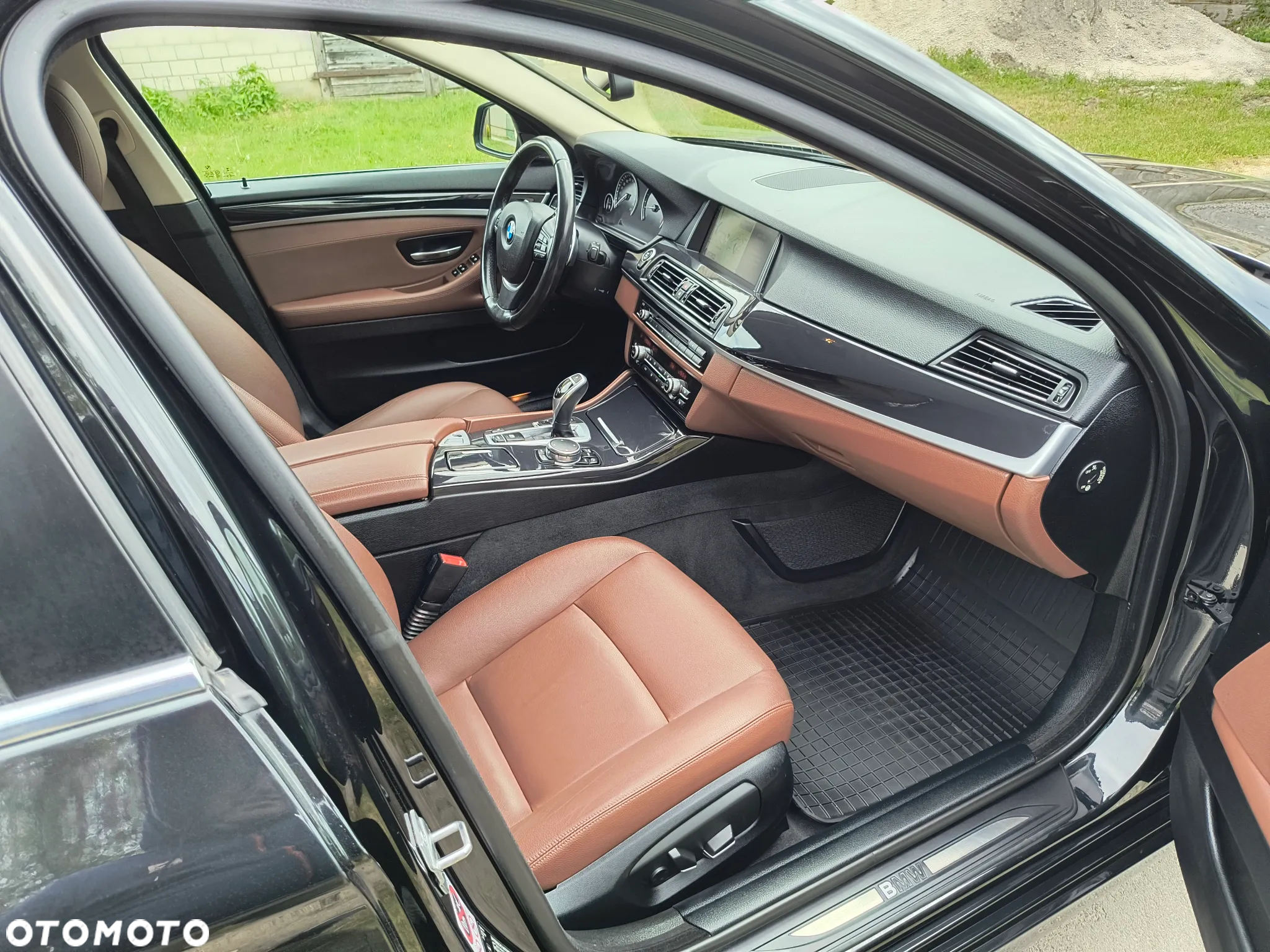 BMW Seria 5 530d Touring - 12