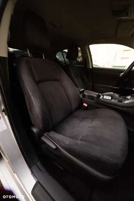 Lexus CT 200h Comfort - 21