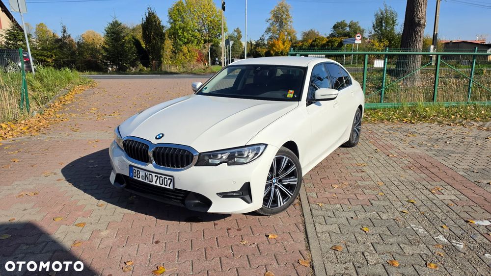 BMW Seria 3 318d Sport Line - 18